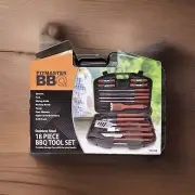 18 Piece Barbecue Tool Set - New In Box