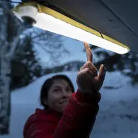 在飛比找蝦皮購物優惠-便攜式充氣摺疊燈 小馬燈 營地燈 帳篷燈 露營野營 戶外燈