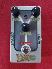 Flux Capacitor Delay FX Pedal