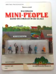 Bachmann, HO Scale 3300 Mini-People Waiting Passengers
