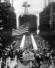 New 8x10 World War I Photo: Pres. Woodrow Wilson Launches SS QUISTCONCK, 1918