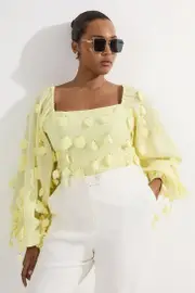Plus Size Applique Balloon Sleeve Woven Top