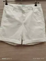 United Colors Benetton Women’s White Bermuda Shorts Size IT 40 UK 8 US 4 Pockets