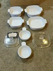 Corning Ware Grab It Blue Cornflower- 8-Piece Set Nib