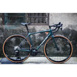 TREK EMONDA SL 5di2 disc 電變碟煞公路車