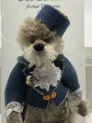 Deb Canham / Alice In Wonderland Collection/ “The Walrus” Miniature Collectible