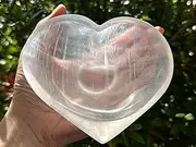 GAF TREASURES Large Selenite Heart Bowl, 5" Selenite Heart Shaped Dish Bowl With Pedestal, Crystal Polished Cleansing Charging Healing Gemstone Bowl