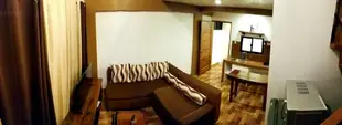 塔雅台城區的1臥室公寓 - 60平方公尺/1間專用衛浴RLoft Suites Tagaytay Room for Rent Hotel Bed 2B