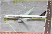 1:400 JC Wings SINGAPORE AIRLINES BOEING 777-300 Passenger Plane Diecast Model