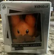 KIDROBOT X FRANK KOZIK Orange HAPPY LABBIT RELATIVELY HIP MINI PLUSH SERIES NEW