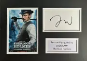 JUDE LAW HAND SIGNED WHITE CARD IN A4 SHERLOCK HOLMES MOUNT DISPLAY