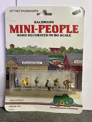 HO Scale 3312 Bachmann Mini-People Sitting Hand Decorated Passengers
