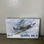 Revell 2006 Fighter Air Plane Spitfire Mk ll 1:48 Scale Model Kit
