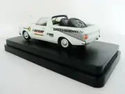 TRAX Diecast Model 1/43 TR66B XW Falcon Dunlop Distributor with Wheels & Tyres
