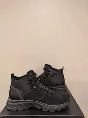 Cole Haan Men's Zerogrand Street WRK Hiker Water Resistant Boot Size 11. 5NIB
