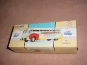 Corgi Classics # 98468 CHAMPLAIN YELLOW COACH # 743 (NIB)