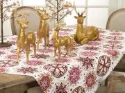 Red & White Snowflake Cotton Tablecloth – 60" Square
