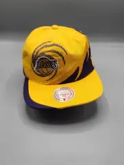 Los Angeles Lakers New Mitchell & Ness Spiral Gold Purple Snapback Era Hat Cap