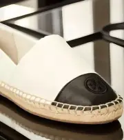 TORY BURCH COLOR-BLOCK IVORY BLACK LEATHER ESPADRILLE FLAT EMBROIDERY LOGO SZ 11