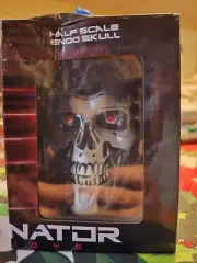 TERMINATOR GENISYS HALF SCALE ENDO SKULL Cyber Loot Crate EXCLUSIVE BOX DENTED