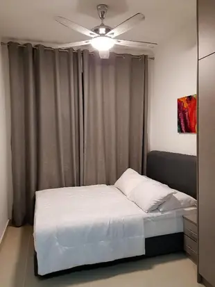 甘榜巴東爪哇的3臥室公寓 - 104平方公尺/2間專用衛浴Aisaac Guesthouse 3 Bedrooms Shah Alam Free Lunch