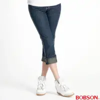 在飛比找momo購物網優惠-【BOBSON】女款反摺褲口伸縮7分牛仔褲(藍52)
