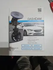 Bran New Pilot DashCam Dash Camera 4GB Card Included Window Mount