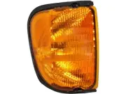 Right Cornering Light For E150 Club Wagon E250 E350 Super Duty E450 E550 RX12K6 (for: Ford)