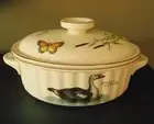VINTAGE VILLEROY BOCH PARADISO COVERED CASSEROLE / NEVER USED