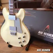 Jerry Garcia - Jerry Garcia Grateful Dead Travis Bean TB-500 Mini Guitar Replica