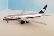 AC411001 AeroClassics 767-200 1/400 Model XA-RVZ Aeromexico