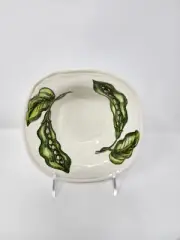 Vietri Vegetable Motif Soup / Salad Bowls. Pea Pod / Squash - New With Tags
