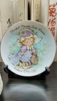在飛比找Yahoo!奇摩拍賣優惠-Avon雅芳vintage母親節陶瓷盤