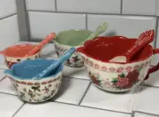 PioneerWoman Measuring Cups & Spoons