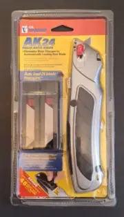 CH.Hanson Auto Load Utility Knife AK24 with two 24 blade cartridges