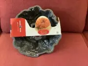 Nordic Ware Holiday Wreath Bundt Pan