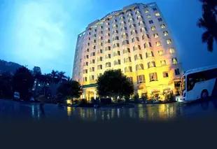 下龍灣星城酒店Starcity Halong Bay Hotel