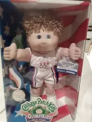 1995 NRFB CABBAGE PATCH KIDS OLYMPIKIDS SPECIAL EDITION BASKETBALL Vance Tremayn