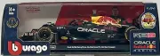 Bburago 1:24 Oracle Red Bull Racing RB18 2022 #1 Max Verstappen w/Showcase 02420