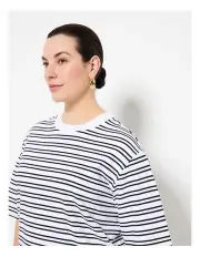 [Commonry] Modern Tee in Navy Stripe