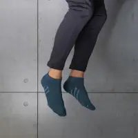 在飛比找momo購物網優惠-【aPure】PureSocks除臭襪斜紋氣流導引運動襪(灰