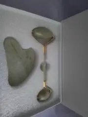Jade Roller & Gua Sha Stone Set Baimei Skincare Beauty