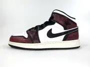 Nike Air Jordan 1 Mid Wear-Away Chicago Bred FB0568-006 Size 6Y / Women Size 7.5