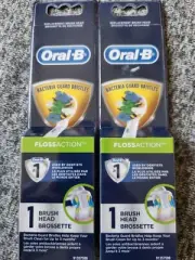 Two Oral-B Bacterial Guard Bristles With Floss Action Brush Head Brossette