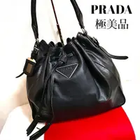 在飛比找蝦皮購物優惠-PRADA 肩背包 束口包 皮革 黑色 mercari 日本