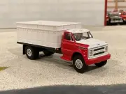 custom 1/64 Chevrolet C/60 vintage grain truck - white & red