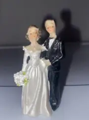 New Vintage Wedding Cake Topper Bride & Groom 6cm X 2.5cm (base) 1980s 11ct Box