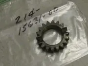 YAMAHA YZ360/YZ250/RT3 RT2/RT1/DT3/DT2/DT1 KICK STARTER PINION GEAR NOS!