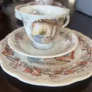 Royal Doulton Brambly Hedge Full Size Teacup Saucer Plate Winter 1983