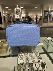 Michael Kors Jet Set Travel Large Hanging Toiletry Case Bag in South Pacific